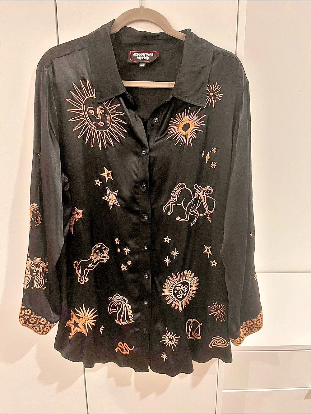 Johnny Was Studio Celestial Embroidered Button-Front Set in Black